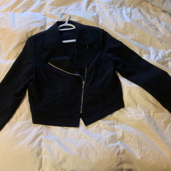 Jacket - Picture 2 of 3